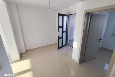 Casă cu 4 camere cu Teren 220 Mp în Rediu