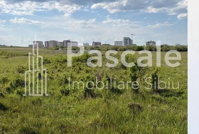 Teren de 3700 mp, în Șelimbăr