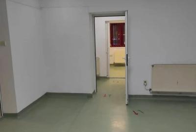 Spa?iu comercial,zona Balcescu - 15