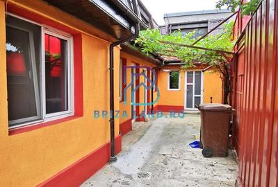 Soseaua  Chitilei, Crusovat, casa P+Pod, sup. 238mp, 9 camere - 3 apartamente - 2