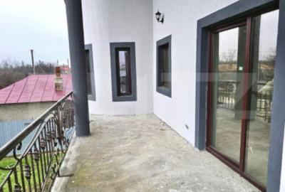 Casă cu 5 camere cu Teren 600 Mp în Mătăsaru - 12