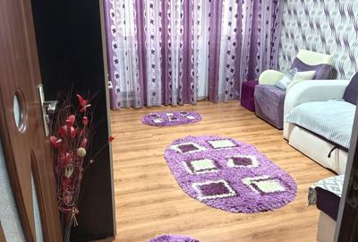 Apartament cu 2 camere decomandat în 9 Mai - 5