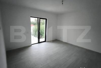 Casă cu 4 camere cu Teren 330 Mp în Central - 13