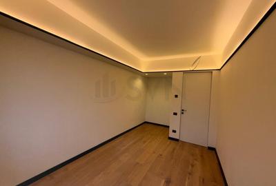 Apartament cu 3 camere semidecomandat în Central - 4