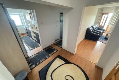 Apartament cu 2 camere decomandat, mobilat în Poarta 6 - 8