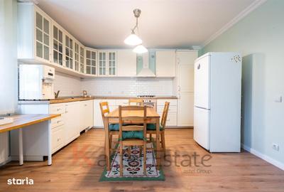 Casă cu 5 camere cu Teren 300 Mp în Central