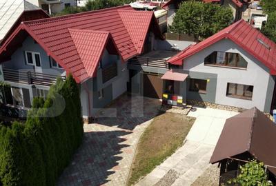 Ansamblu de doua case 223 mp utili, 1000 mp teren, zona Scheia - 2