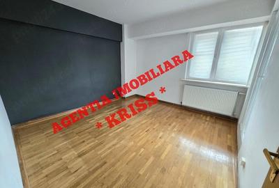 Apartament cu 4 camere decomandat în Ultracentral - 2