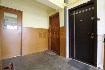 Str. Teiului - Circumvalatiunii; 2 camere. Comision zero. - 15