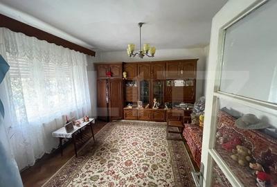 Casa de vanzare cu 4 camere, 120 mp, zona 14 Mai - 8