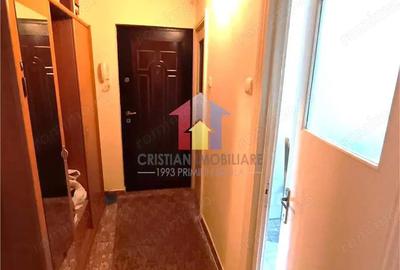 ETAJ 1, Ap 3 camere zona Garii, SPATIOS, 2 vederi, 2 balcoane - 2