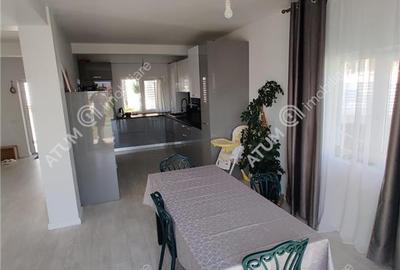 Casa cu 4 camere decomandate si gradina in zona Bavaria in Sibiu - 5