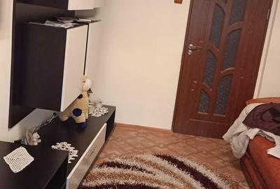 Apartament cu 2 camere în Micro 13