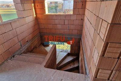 Casă la roșu cu garaj în Orizont - 10