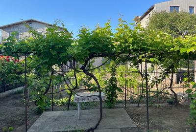 Casă cu 4 camere în Central - 1