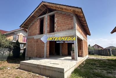 Casă individuală cu 4 camere cu Teren 345 Mp în Ampoi 3 - 6
