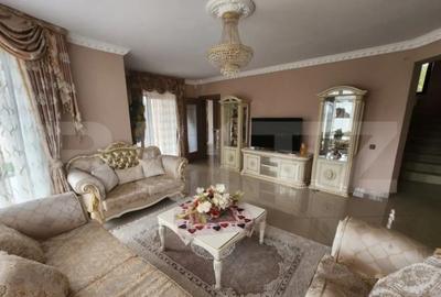 Casă cu 5 camere cu Teren 500 Mp în Criș