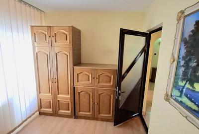 Apartament cu 4 camere decomandat, mobilat în Central - 18
