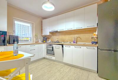 Duplex cu 4 camere, 2 bai, 3 locuri parcare, teren 397 mp, Sanpetru - 8