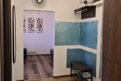 Apartament cu 3 cam - renovat, centrala pe gaz - aproape de plaja | termen lung - 7