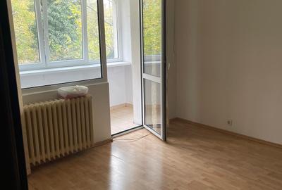 Titan, metrou, Barajul Cucuteni - 3