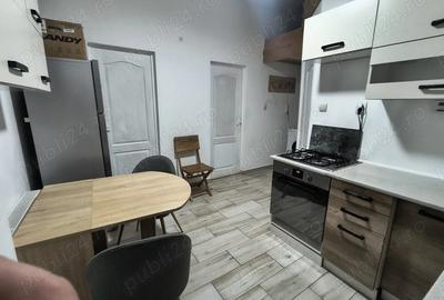 Apartament cu 3 camere decomandat în Central - 4