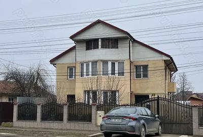 Casă cu 4 camere în Ciorani - 1