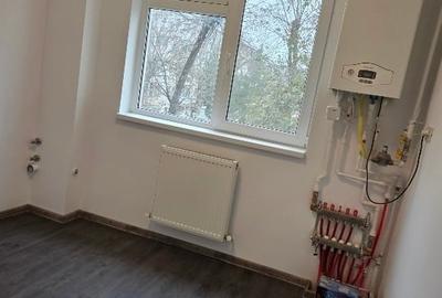 De vanzare apartament 3 camere - 7