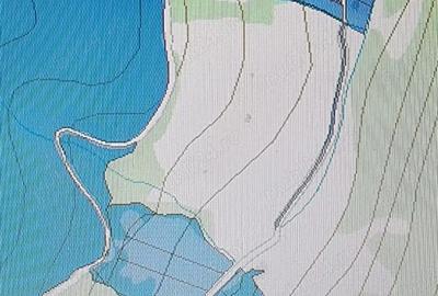 Teren de 10000 mp, în Central - 1