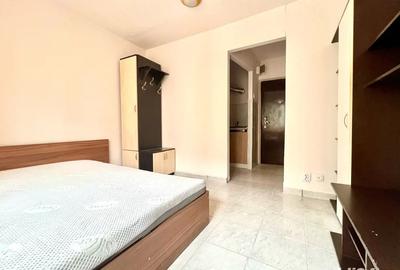 PERSOANA FIZICA -fix langa hotel Victoria -Nicolina - 4