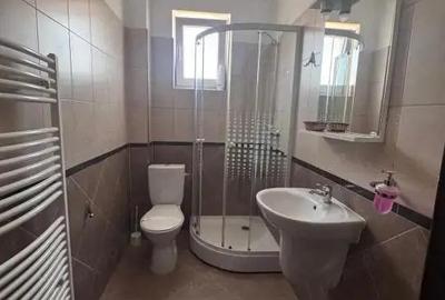 Spațiu comercial, de 794 mp, în Central - 9