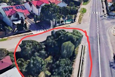 Teren de 400 mp, în Central