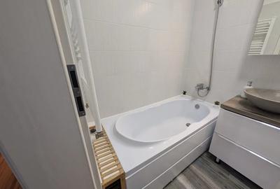 Apartament cu 2 camere semidecomandat, mobilat în Apărătorii Patriei - 6