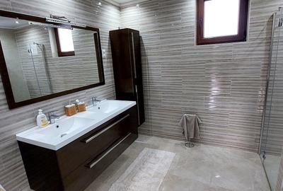 Casă cu 4 camere în Bădeuți - 1