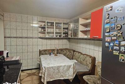 Casă cu 4 camere cu Teren 150 Mp în Plantelor - 6