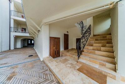 Casă cu 9 camere cu Canalizare în Aradul Nou - 5