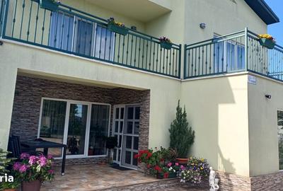 Casă cu 7 camere cu Teren 617 Mp în Cobadin - 6