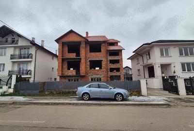 Casă în Central - 1