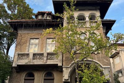 Apartament cu 3 camere în Cotroceni