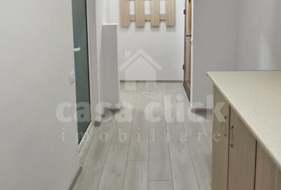 De închiriat – Garsonieră proaspăt renovată în Micro 19, zona Neacșu! - 3