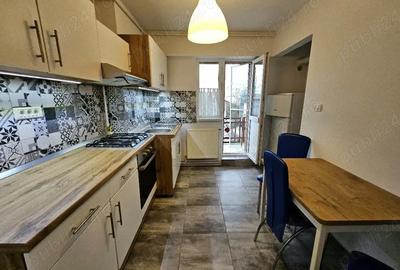 Apartament cu 2 camere decomandat în Complex Studențesc