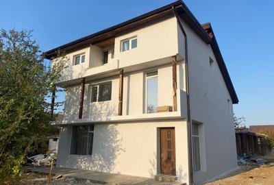 Casa 7 camere Clinceni - de inchiriat pentru muncitori!