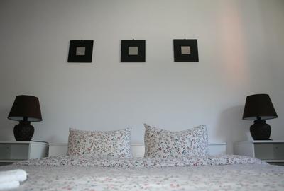 Apartament cu 7 camere decomandat în Central - 3