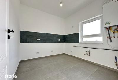 Casă cu 3 camere decomandat cu Canalizare în Bucium - 6