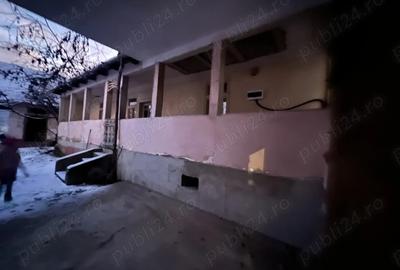 Casa tradi?ionala cu cerdac ,gradina mare 3217 si teren 4000 mp un total de 7217 mp.Curent trifazic - 5