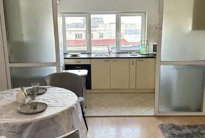 Apartament cu 2 camere semidecomandat, mobilat în P-ța Universității - 5