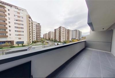 Apartament cu 2 camere decomandat în Tractorul - 2