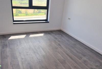Apartament cu 3 camere decomandat în Galata - 9