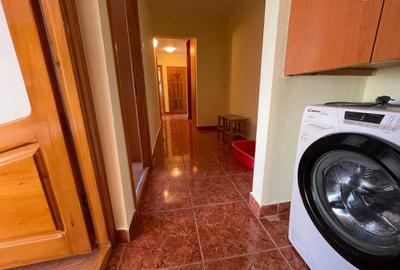 Apartament cu 3 camere decomandat în Micro 20 - 3