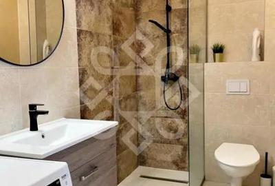 Apartament cu 3 camere semidecomandat în Central - 9